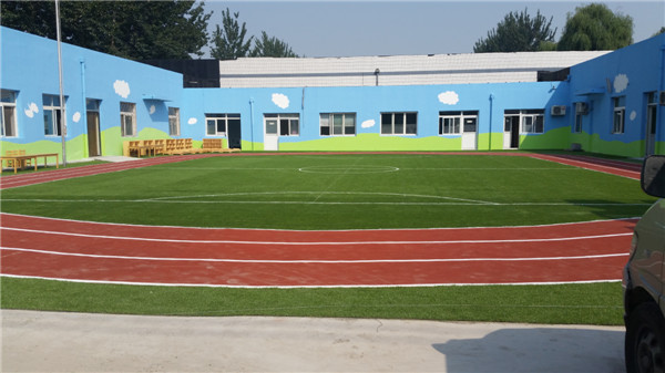 �����ƺ�ھ����е�������Ӧ��